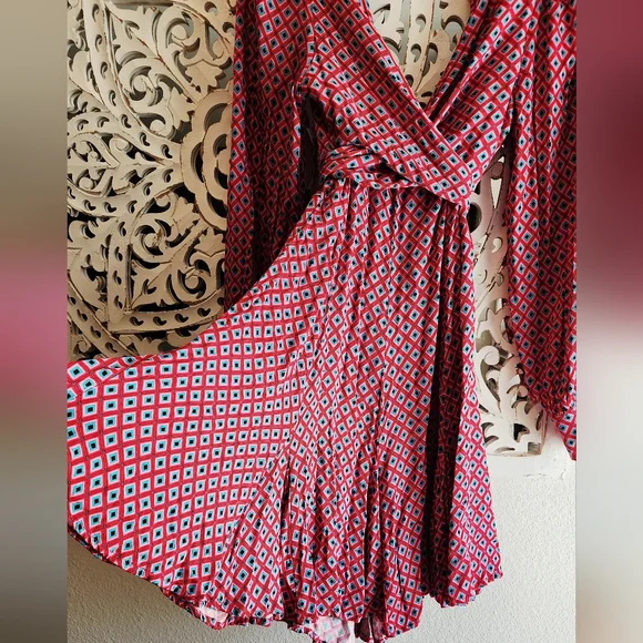 FREE PEOPLE IT TAKES TWO SLEEVES MINI DRESS BACK CUTOUT SIZE LARGE - Picture 10 of 15